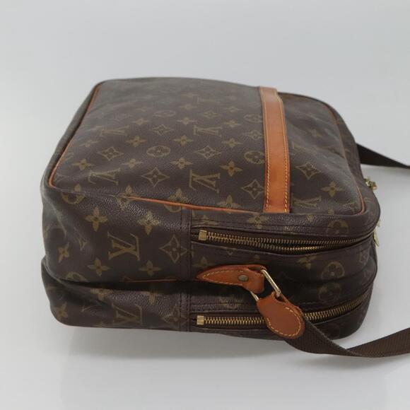 LOUIS VUITTON Monogram Reporter GM Shoulder Bag M45252 - Picture 4 of 16